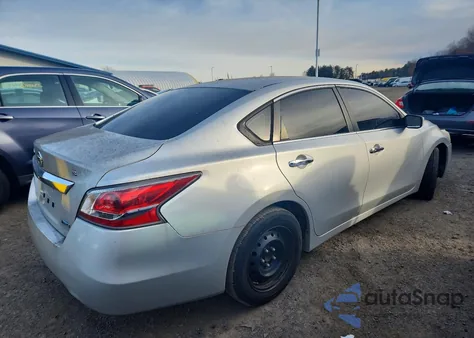 2014 Nissan Altima 2.5 from USA, damaged, VIN 1N4AL3AP5EC126679